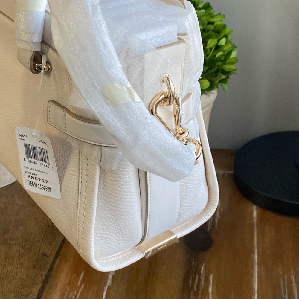 Coach Swagger 27 Pebbled Leather – Style 34616 in White Ivory Chalk - Picture 6 of 13
